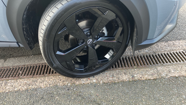 Nissan Juke 1.0 DiG-T Tekna 5dr Petrol Hatchback